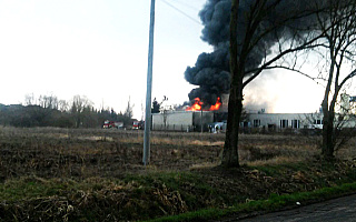 Płonęła fabryka świec w Raczkach Elbląskich